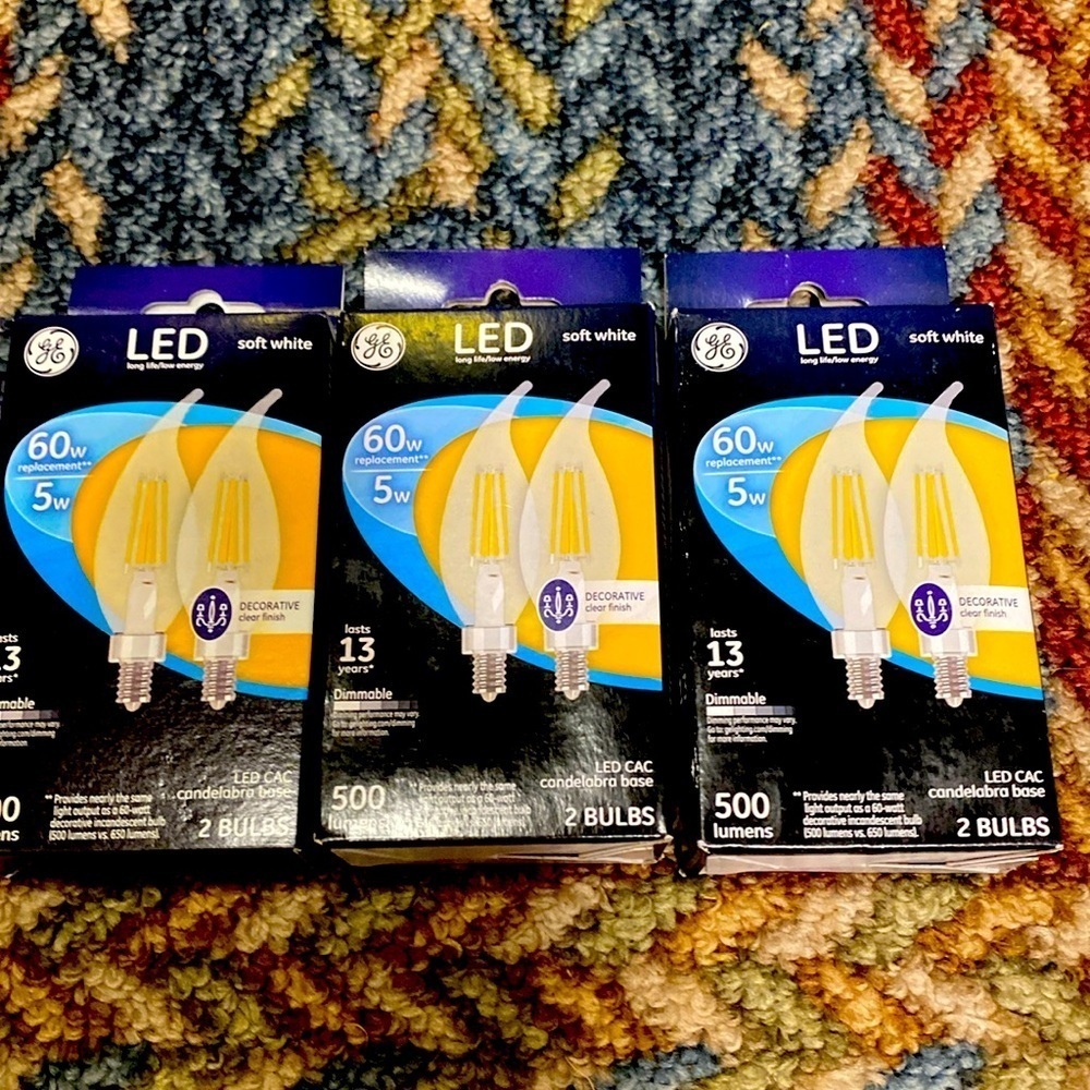 3/$20.  LED Soft White Candelabra Clear Light Bulb Bundle NWT Household Lighting